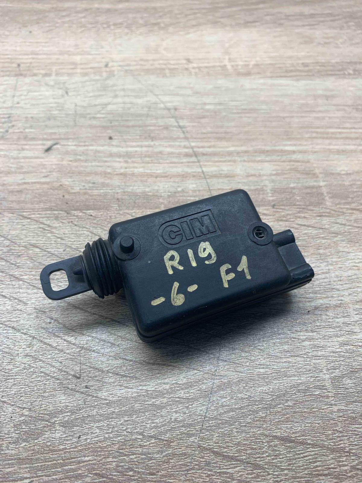 CIM   Central locking motor Renault 19
