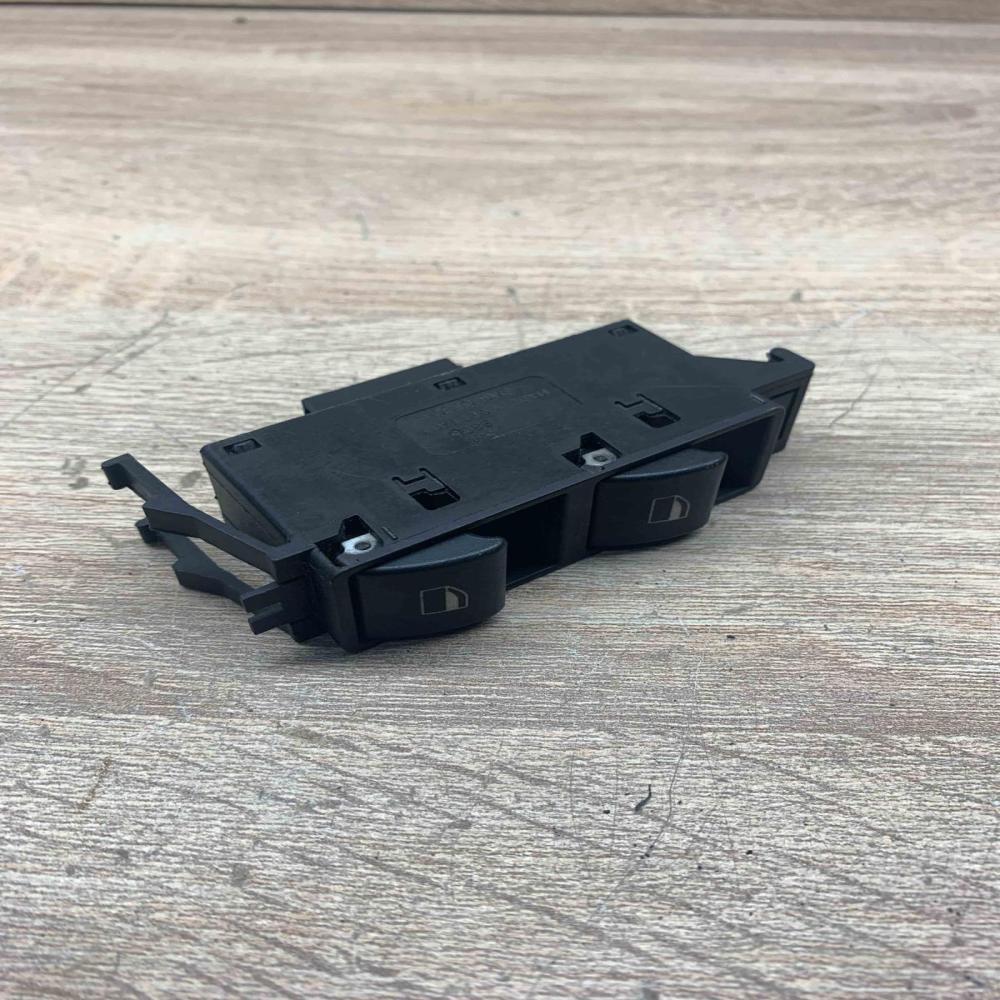 15869806   Electric window control switch BMW 3 E46