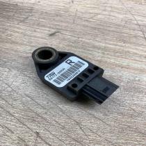 89173 05030   Airbag deployment crash/impact sensor Toyota Avensis T250