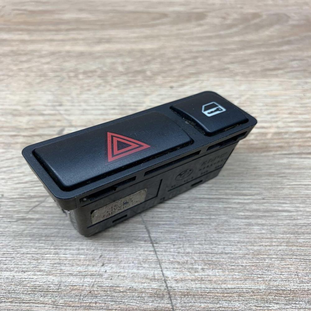 8368920   Hazard light switch BMW 3 E46