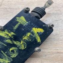 152800   Central locking motor Audi 80 90 S2 B4