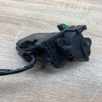 152800 7031   Front door lock Mazda 626