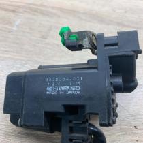152800 7031   Front door lock Mazda 626