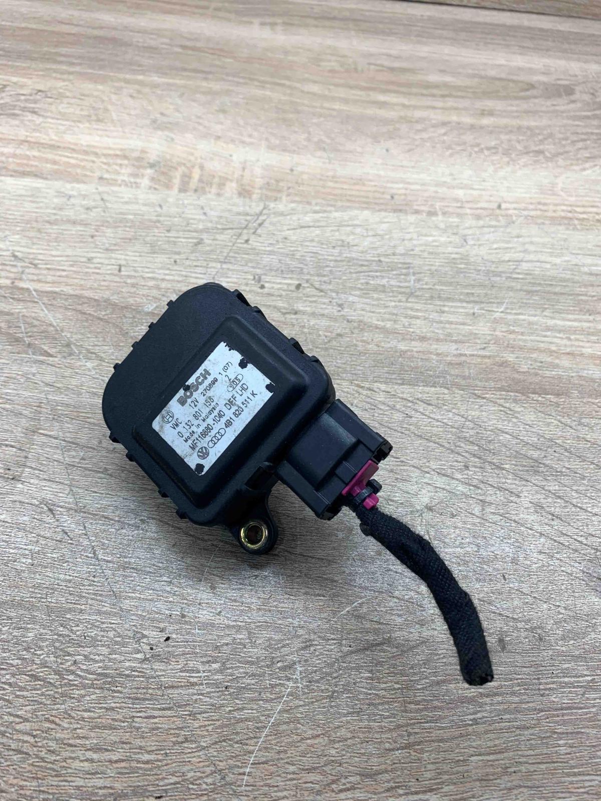 0132801158 4B1820511K  Air flap motor/actuator Audi A6 S6 C5 4B