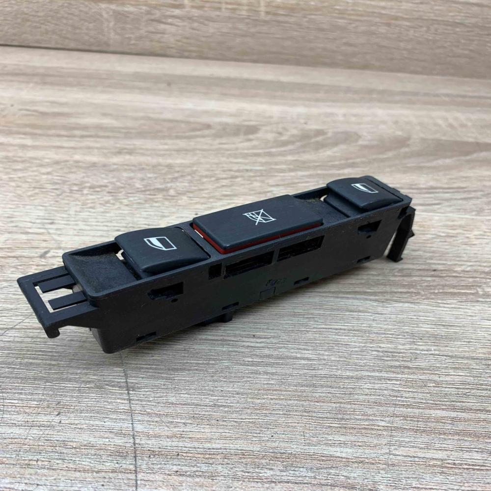 8381518   Electric window control switch BMW 3 E46