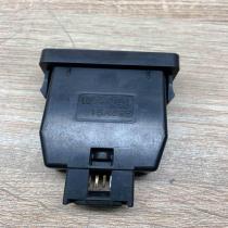 15A685   Hand parking brake switch Toyota Prius (XW20)