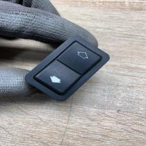 8368974 Used  Electric window control switch BMW 5 E39