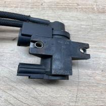 25819 0R011 Used  Vacuum valve Toyota Avensis T250