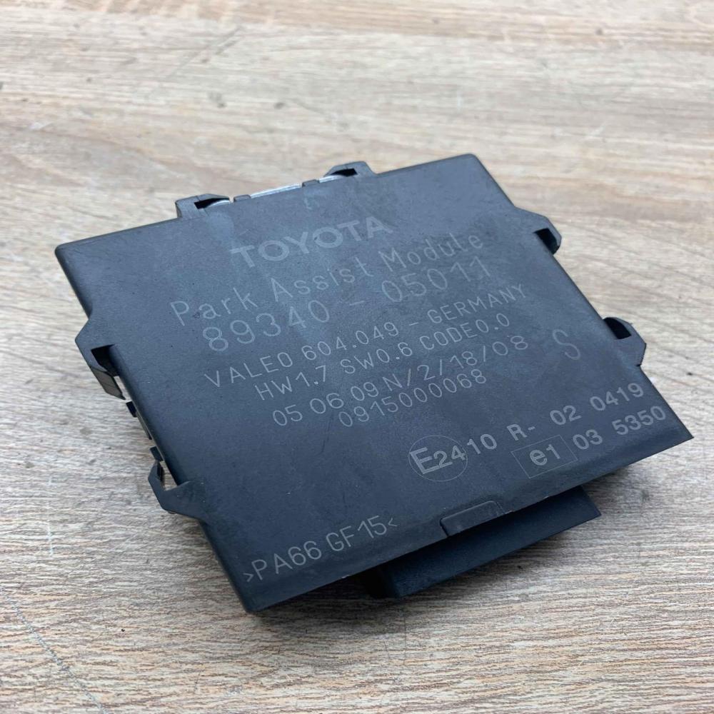 89340 05011   Parking PDC control unit/module Toyota Avensis T270