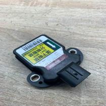 174500 5730   ESP acceleration yaw rate sensor Mazda 6