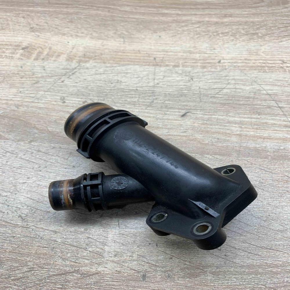 2247744   Engine coolant pipe/hose BMW 5 E39