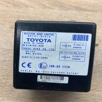 89741 0F010 Used  Door control unit/module Toyota Corolla Verso AR10
