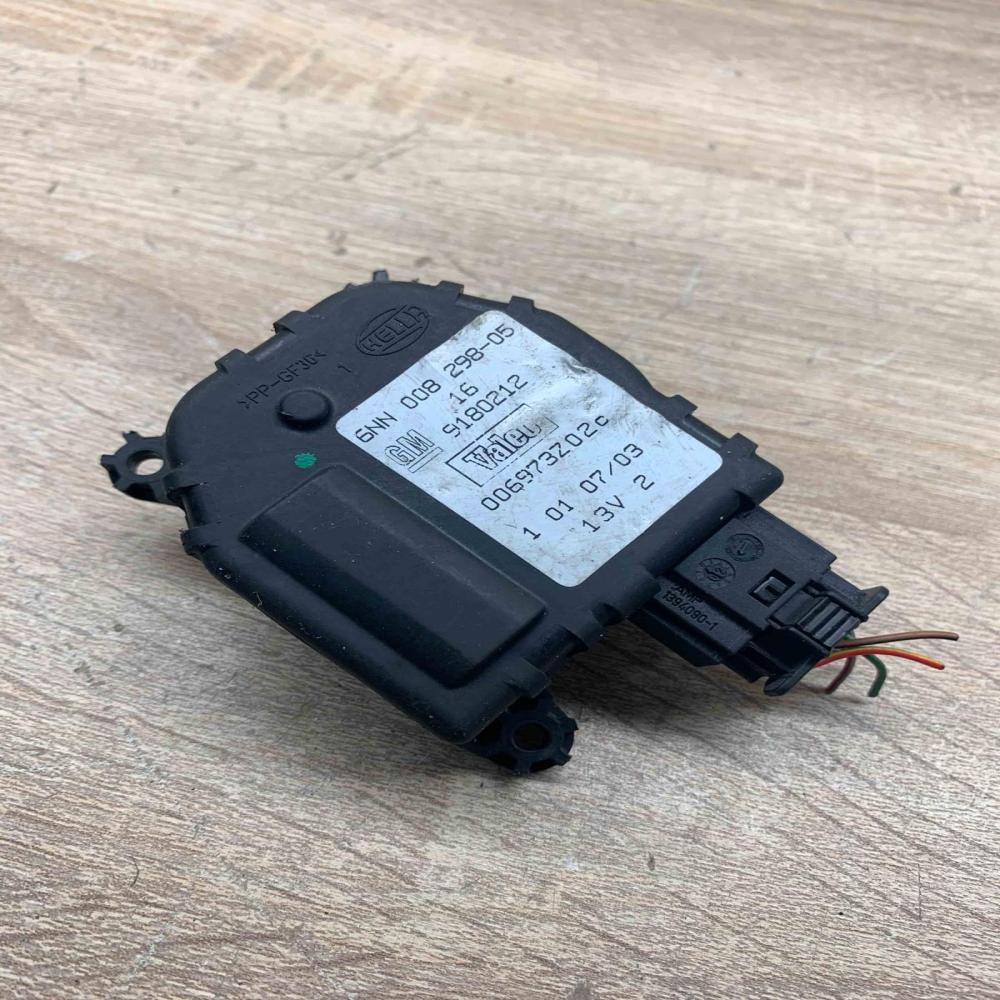 6NN008298 05 9180212  Air flap motor/actuator Opel Vectra C
