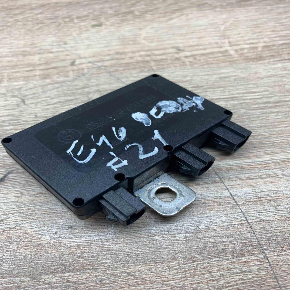 8380944   Aerial antenna amplifier BMW 3 E46