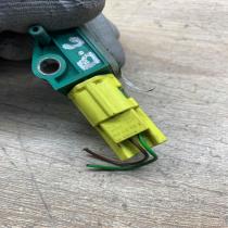 3C0909606 Front Right  Airbag deployment crash/impact sensor Volkswagen PASSAT B
