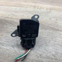 22204 37010 197400 5080  Mass air flow meter Toyota RAV 4 (XA40)