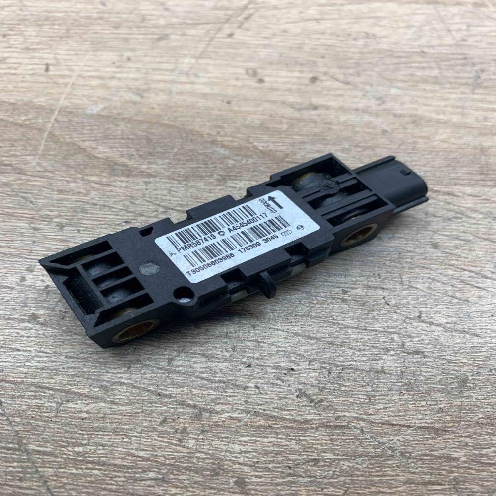 A4545400117   Airbag deployment crash/impact sensor Smart ForFour I