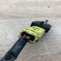 89831 05010   Airbag deployment crash/impact sensor Toyota Avensis T250
