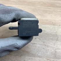 95920 28000 SA3200800 00  Airbag deployment crash/impact sensor Hyundai Santa Fe