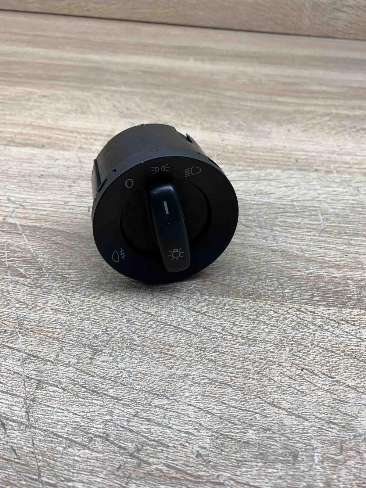 1K0941431P   Light switch Volkswagen PASSAT B6