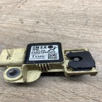 13251078   Airbag deployment crash/impact sensor Opel Zafira B