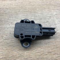 8P0955557   Airbag deployment crash/impact sensor Audi A4 S4 B7 8E 8H
