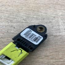 89831 05030   Airbag deployment crash/impact sensor Toyota Avensis T250