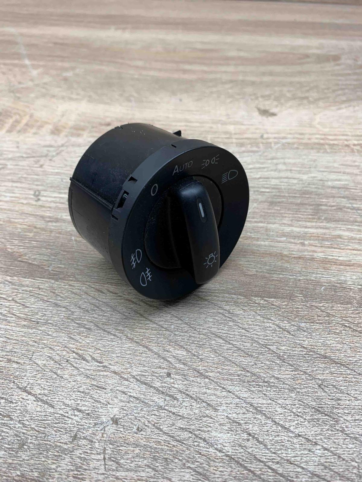 1K0941431BN   Light switch Volkswagen PASSAT B6