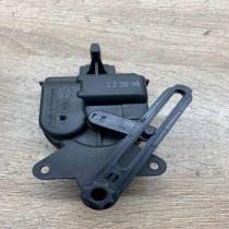 1J0907511   Air flap motor/actuator Skoda Octavia Mk2 (1Z)