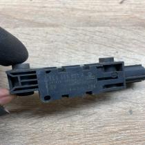 8E0959651A   Airbag deployment crash/impact sensor Audi A4 S4 B7 8E 8H