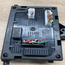 8200652284 28118124  Central body control module Renault Clio III