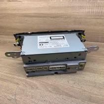 86120 0F090   Radio/CD/DVD/GPS head unit Toyota Verso