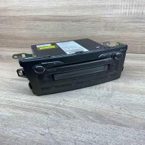 86120 02521   Radio/CD/DVD/GPS head unit Toyota Auris 150