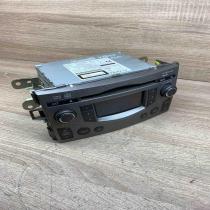 86120 0F060   Radio/CD/DVD/GPS head unit Toyota Verso