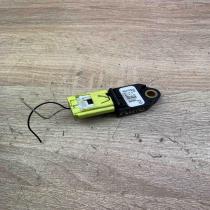 89831 02080 Used  Airbag deployment crash/impact sensor Toyota Auris 150