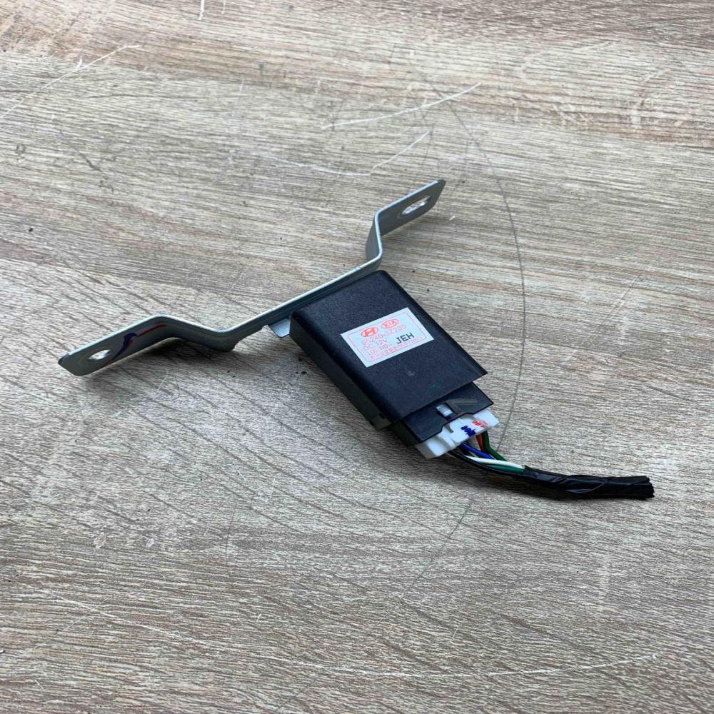 95240 3Z200   Other relay Hyundai i40