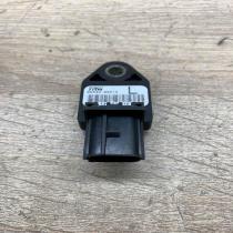 89834 05010   Airbag deployment crash/impact sensor Toyota Avensis T250