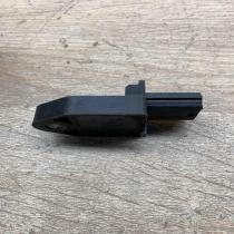 89834 05010   Airbag deployment crash/impact sensor Toyota Avensis T250