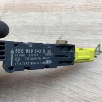 8E0959643B   Airbag deployment crash/impact sensor Audi A4 S4 B7 8E 8H