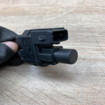 93BB 13480 BC   Brake pedal sensor switch Ford Focus