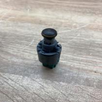 8200168240 B   Brake pedal sensor switch Renault Megane III
