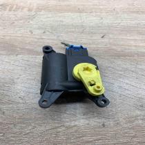 0132801342   Air flap motor/actuator Skoda Superb B6 (3T)