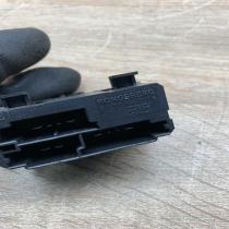 87501 0W0100   Other relay Toyota Avensis T250