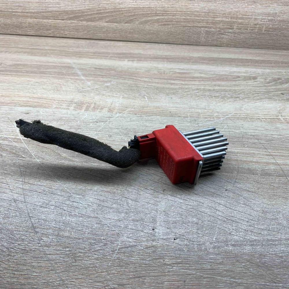 1J0907521 5DS006467 657364M Heater blower motor/fan resistor Volkswagen PASSAT B