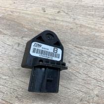89831 05010 Used  Airbag deployment crash/impact sensor Toyota Avensis T250