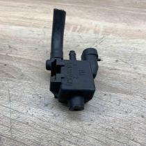 D215P2 Vacum  Vacuum valve Opel Vectra B