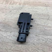 GJ6A 57 K1X Used  Airbag deployment crash/impact sensor Mazda 6