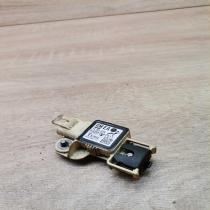 13251078   Airbag deployment crash/impact sensor Opel Astra H
