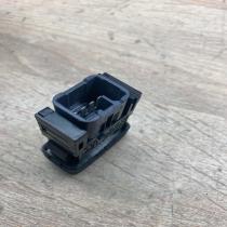 3919   Light switch Toyota Avensis T220