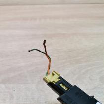 8622365 001555  Airbag deployment crash/impact sensor Volvo V70